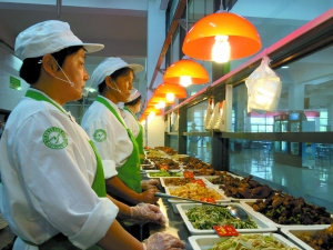 食堂分餐窗口01.jpg